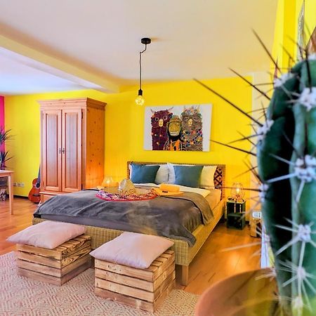 Casa De Pancho - Lateinamerika Direkt In Der City Von Ильцен Экстерьер фото
